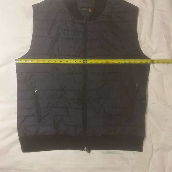 Corneliani Men’s Navy Blue Quilted Vest Waistcoat - Picture 7 of 8